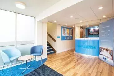ホテル Travelodge Kinross M90