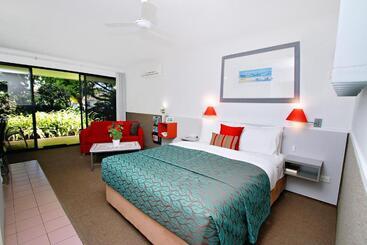 Sea Spray Motel   Merimbula