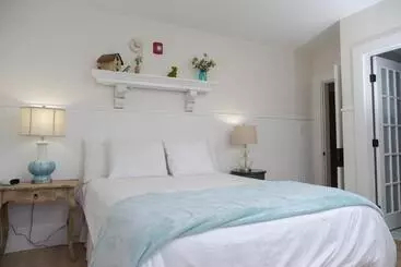 Motel Marginal Way House