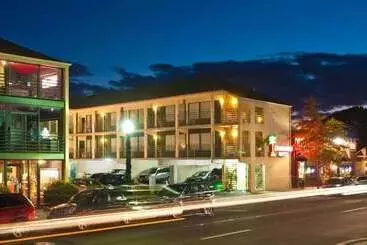 Crosswinds Motel