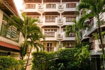 Aonang Sunset Hotel Sha Extra Plus