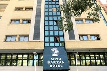 فندق Aryo Barzan