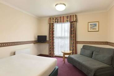 ホテル Days Inn Leicester Forest East M1