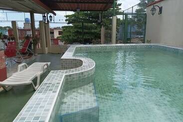 آپارتمان Hostal San Fernando