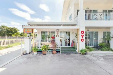 Hotel Oyo 75335 Chomchol The Resort