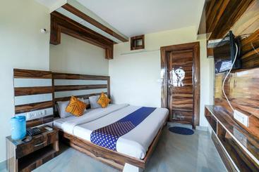 Hotel Spot On 68390 Sunrise Homestay