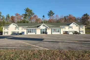 Motelli Mountain Host Motor Inn