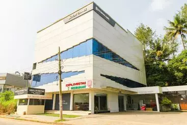 Hotel Oyo 26990  Ivory Grande