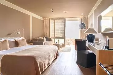 Hotel Hôtel La Métairie   Teritoria  Les Collectionneurs