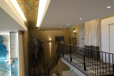 هتل Relais & Chateaux Le Brittany & Spa