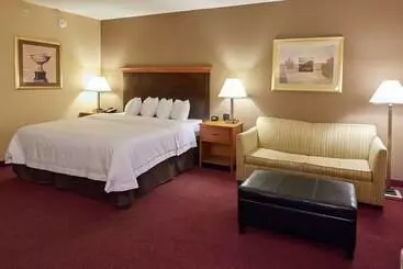 호텔 Hampton Inn Massillon
