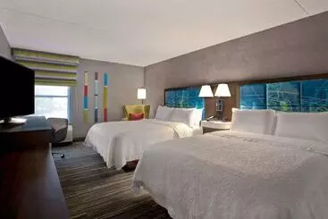 Отель Hampton Inn Olive Branch