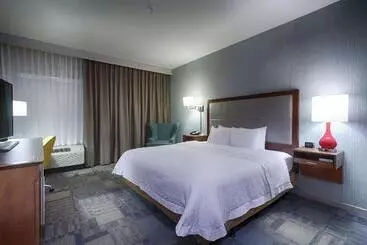 ホテル Hampton Inn Salina