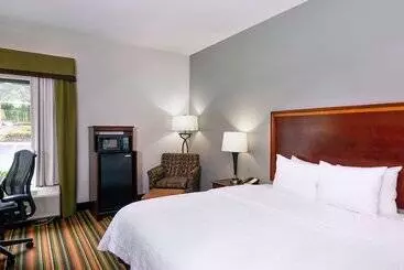 هتل Hampton Inn Winstonsalem Hanes Mall