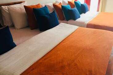 Pensione Butterfly Mountain Lake Side