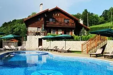 Majatalo Chalet Balkan