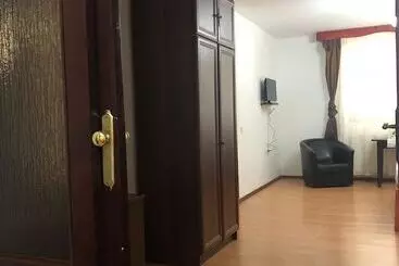 ペンション Complex Turistic Alpina Blazna Sant