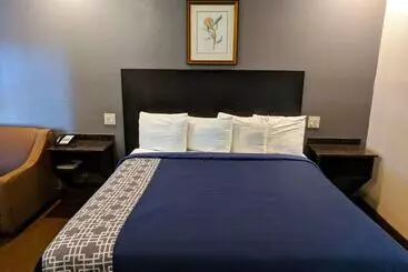 모텔 Americas Best Value Inn Brownsville