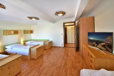 ペンション Penzión Víchrica