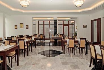 민박 Oportó Panzió