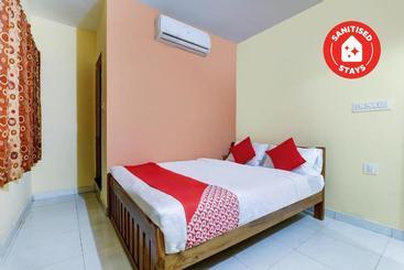 호텔 Oyo 49294 Skyway Inn