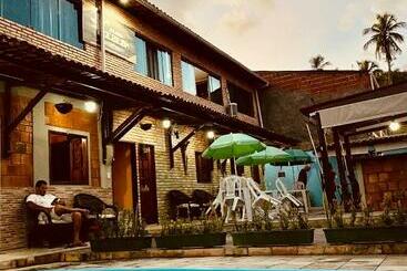 פנסיון Pousada Querubim  Japaratinga/al