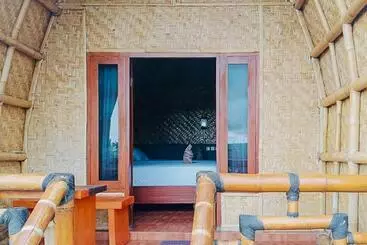 ペンション Villa Bambu Rinjani & Restaurant