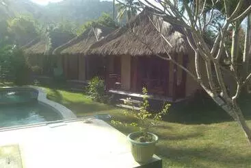 ペンション Airas  Garden Homestay Eco Bungalows