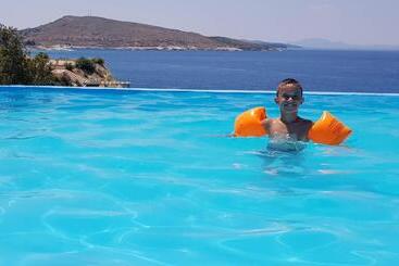 پانسیون Apartments Romario