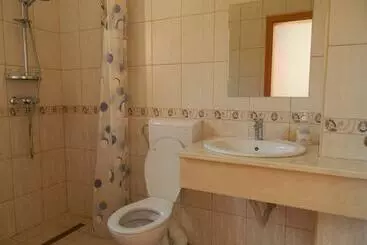 Pensió Vila Izvor