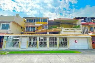 Pension Villa Garza Inn