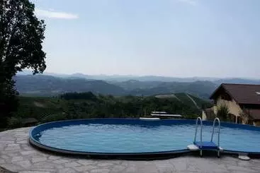 ホテル Agriturismo Cascina Aurora