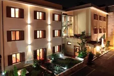 Pensione Diana Inn Accommodations