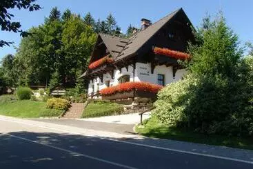 Majatalo Penzion Kamínek