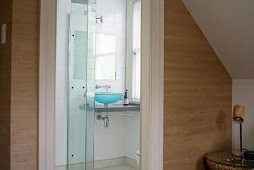 Bed and Breakfast Issey Manor