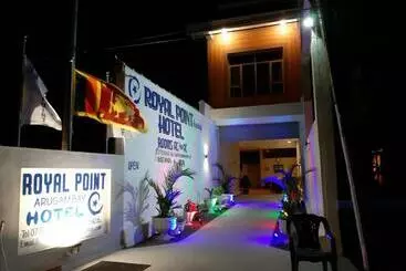 Hotel Royal Point Arugambay