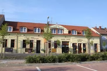 Galéria Panzió