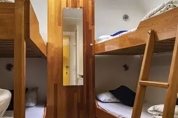 The Cabin Haarlem   Hostel