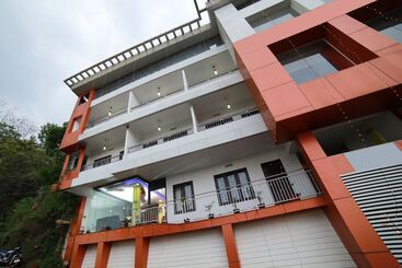 Hotel Green Mansion Resort By Oyo Rooms