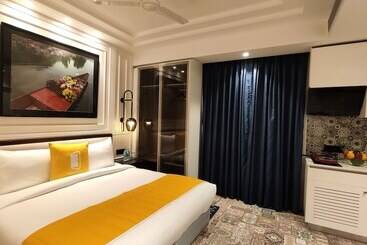 Hotel Bloom Boutique   Gk 1