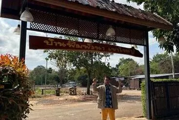 Hotel Damnoen Care Resort