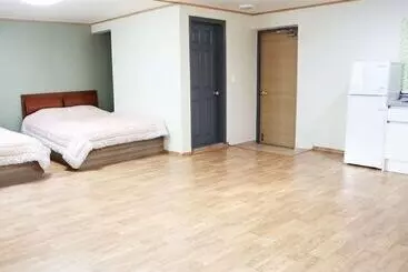 Iny Pension