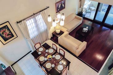 Aparthotel Whiz Prime Hotel Darmo Harapan Surabaya