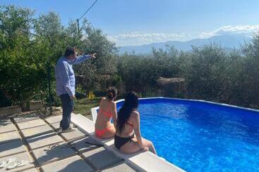 مبيت وإفطار Lory