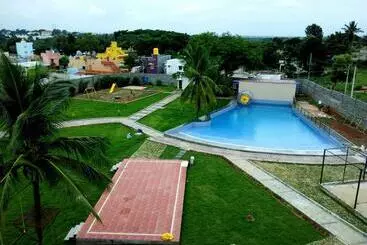 Park Hotel And Resort