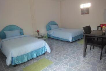 Otel Coconut Home Resort