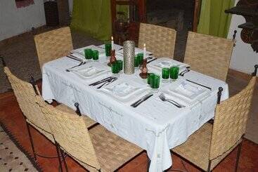 Пансион Riad Auberge Taroudant Spa