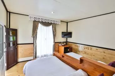 Hotelli Lampam Resort