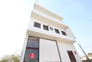 Hotel Sharnam