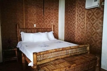 Pensiune Cruz Phillips Lodging Services